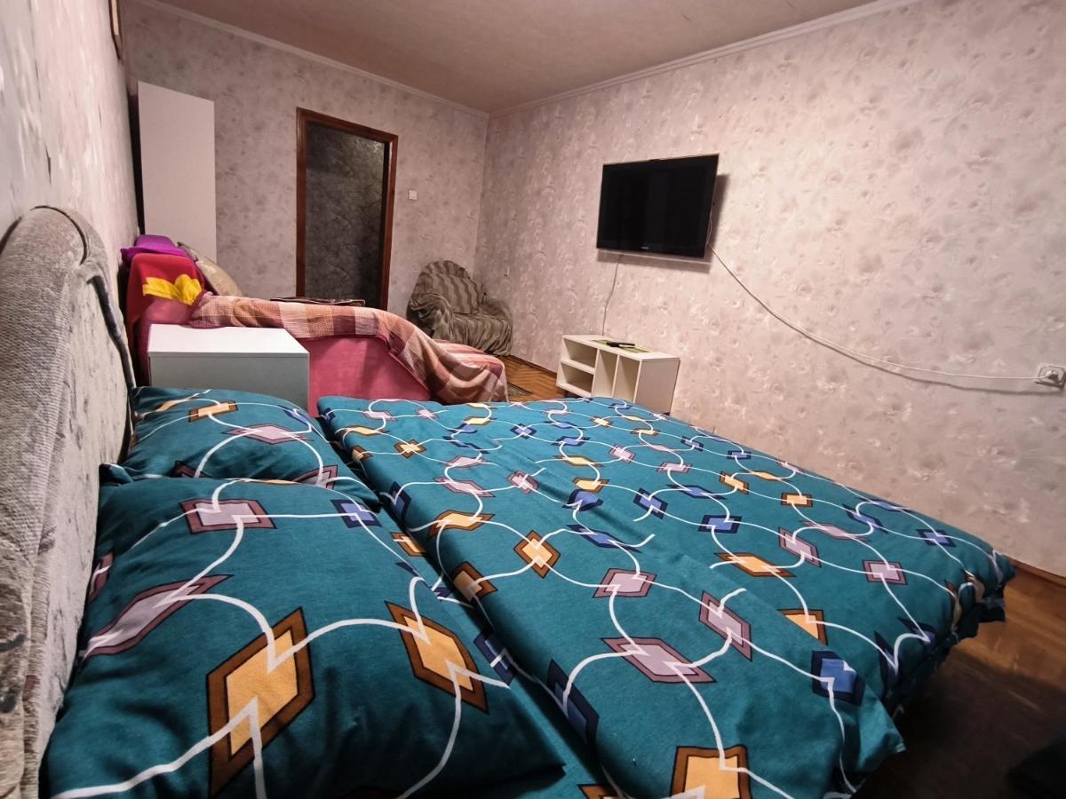 2-К Квартира Малиновського 12. Набережна Лівого Берега. Dnepropetrovsk Exterior foto